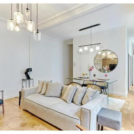 Le Marais By Prestige Apartment